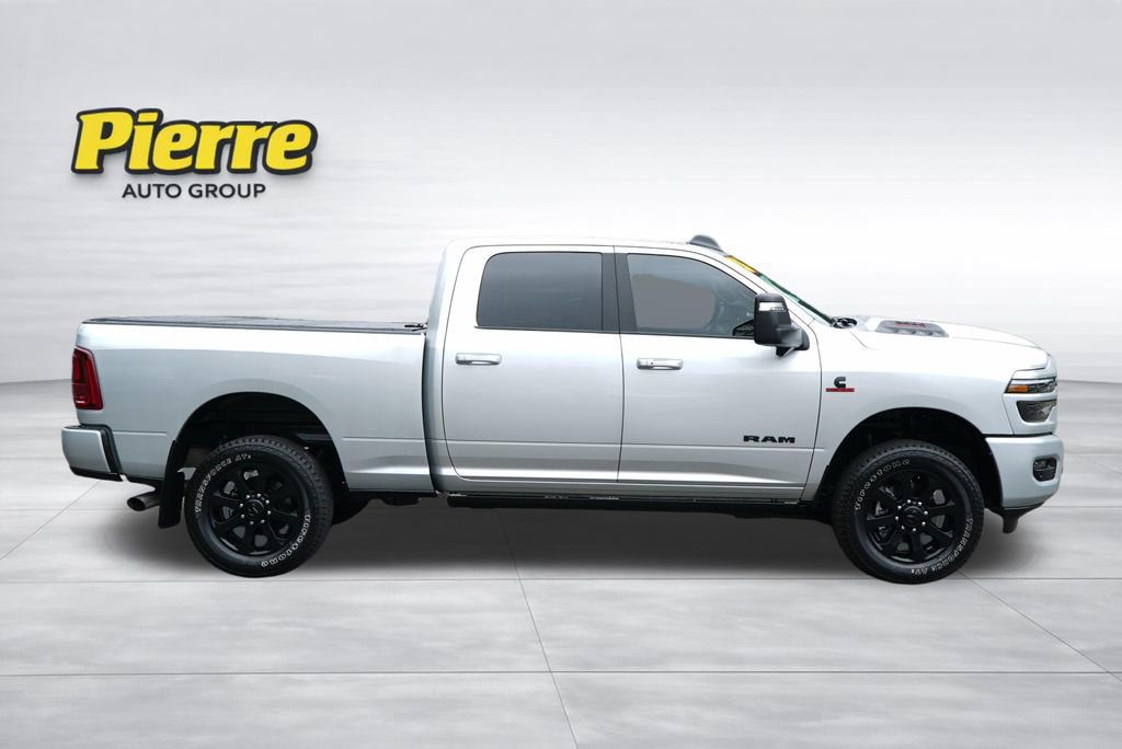 Used 2026 RAM 2500 Laramie AWD/4WD image 3