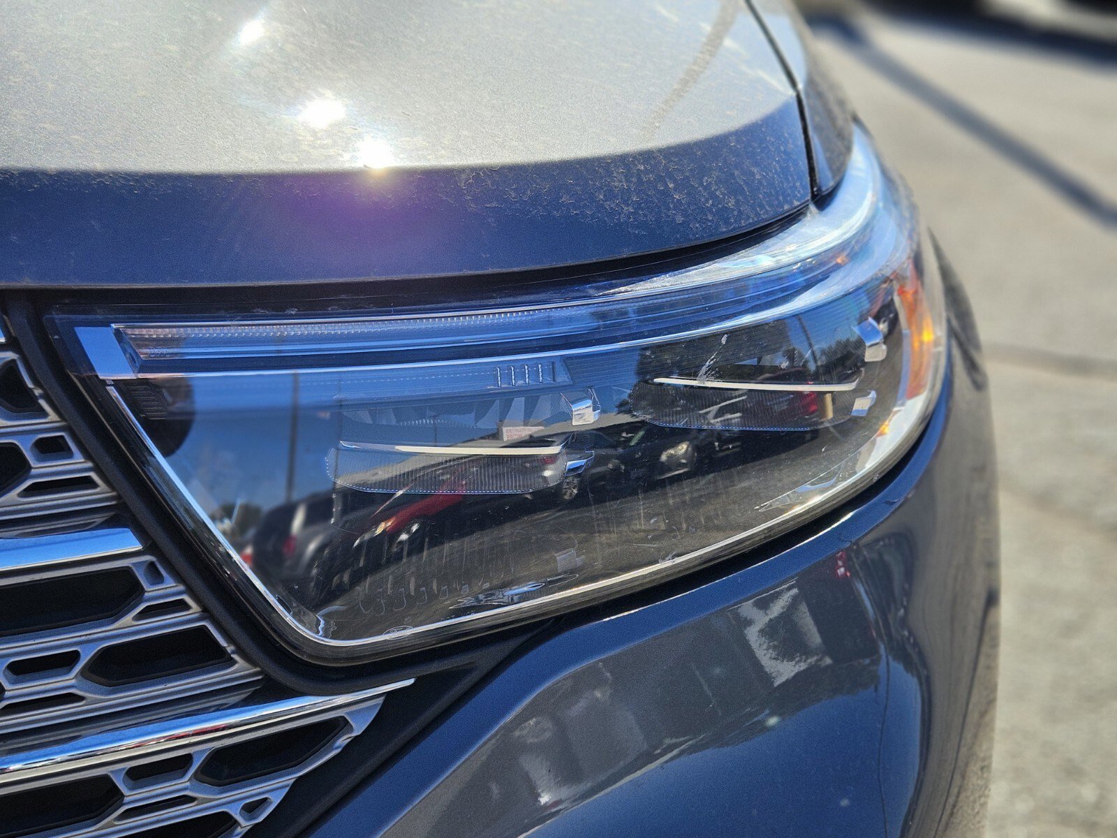 Certified 2022 Ford Explorer Limited w/ Limited Technology Package image 11