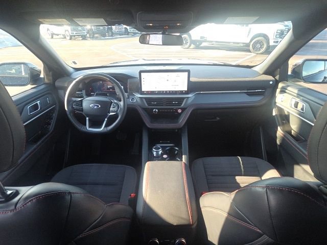 Certified 2025 Ford Explorer ST-Line image 23