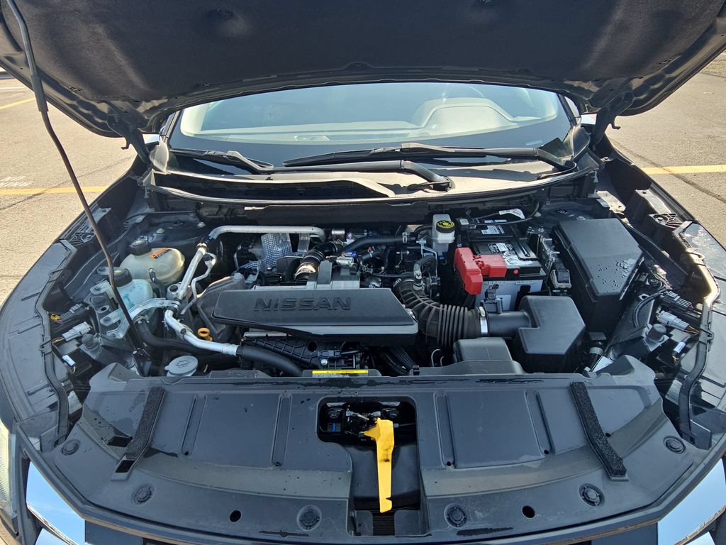 Used 2024 Nissan Rogue S AWD/4WD image 28