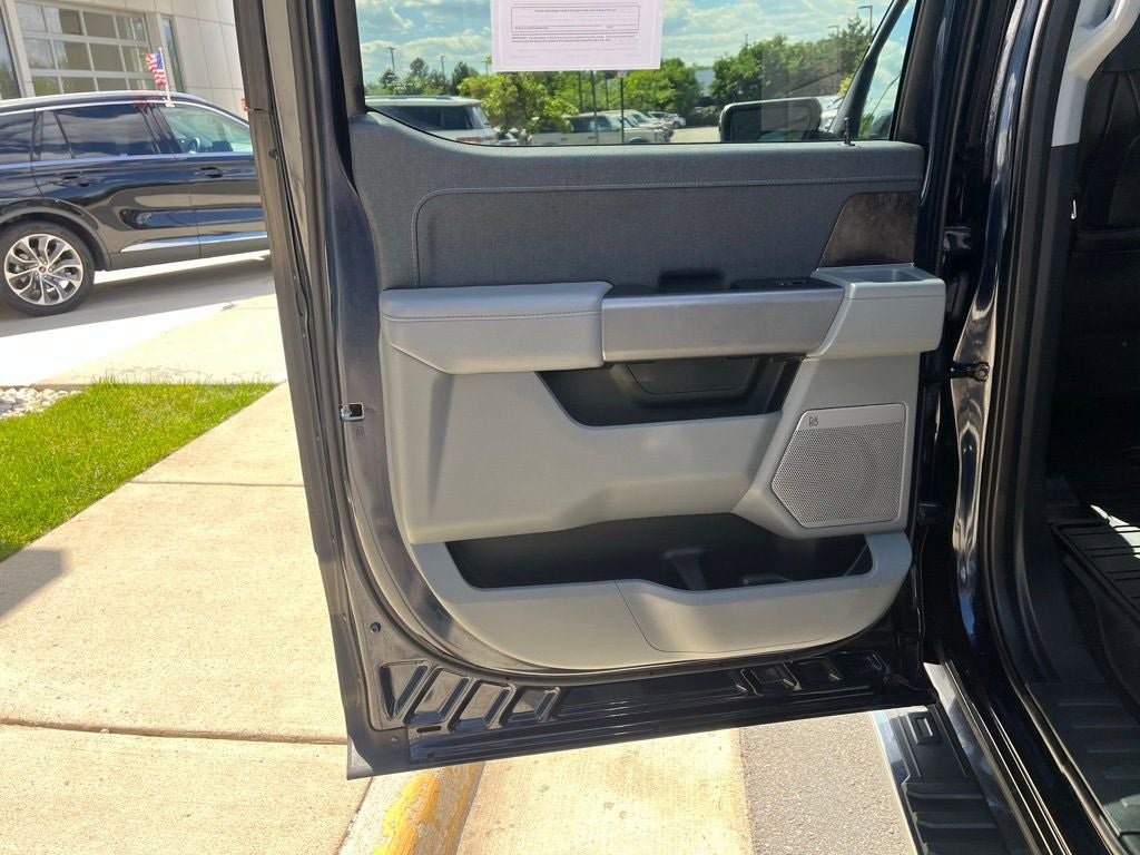 Certified 2023 Ford F150 Lariat w/ Trailer Tow Package AWD/4WD image 18