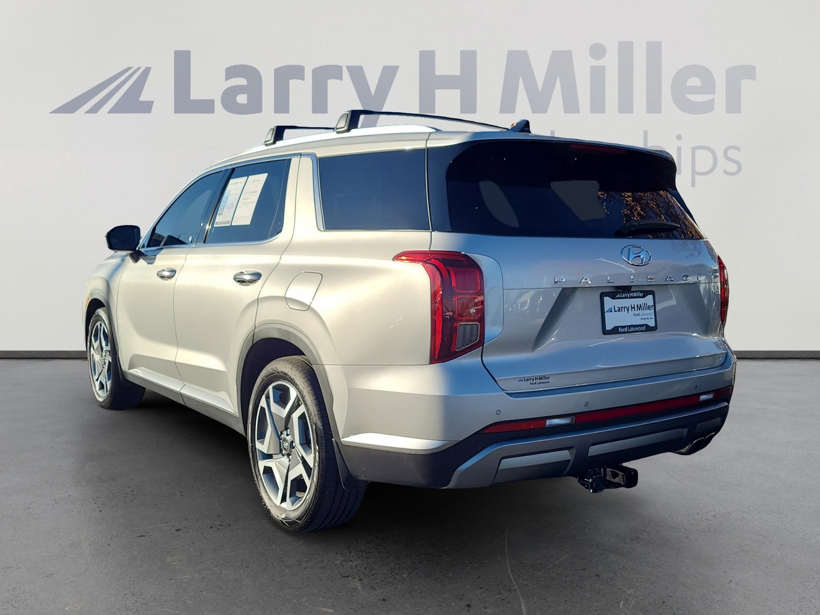 Used 2025 Hyundai Palisade SEL image 3