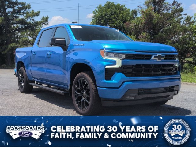 Used 2025 Chevrolet Silverado 1500 RST w/ Convenience Package II AWD/4WD image 1