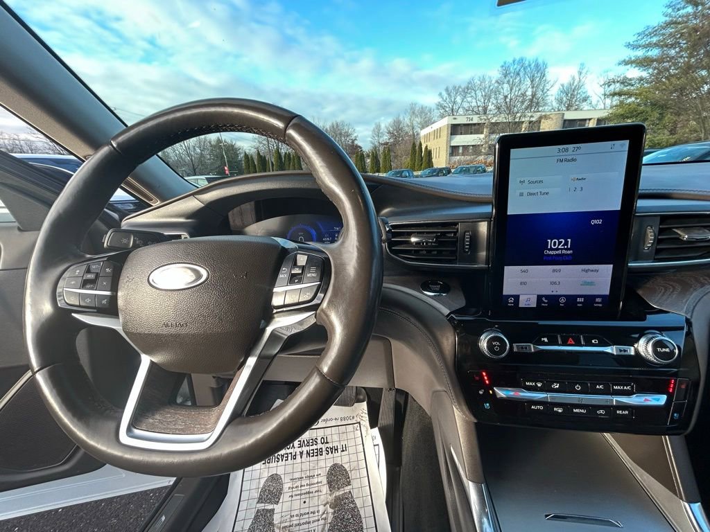 Certified 2022 Ford Explorer Platinum w/ Equipment Group 601A image 23