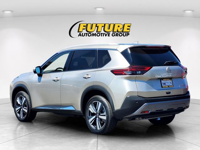 Used 2023 Nissan Rogue SL FWD image 6