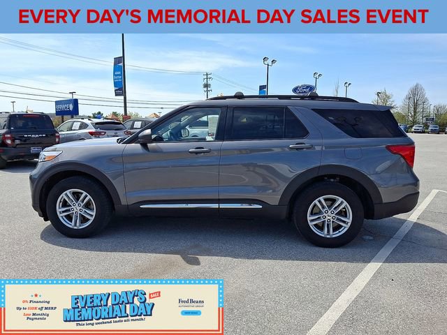 Certified 2022 Ford Explorer XLT w/ Equipment Group 202A AWD/4WD image 6