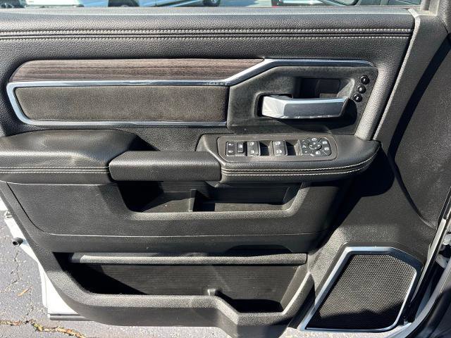 Used 2026 RAM 2500 Laramie AWD/4WD image 17