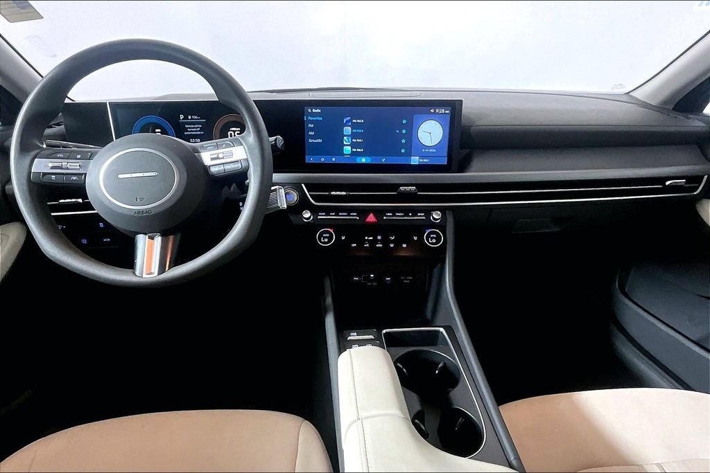Used 2025 Hyundai Sonata SEL FWD image 11