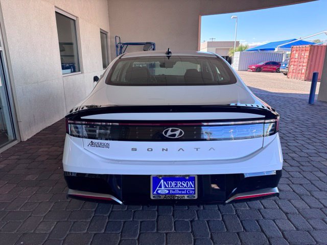 Used 2025 Hyundai Sonata SEL FWD image 4