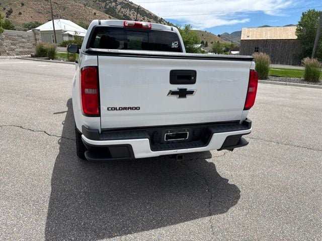 Used 2018 Chevrolet Colorado LT w/ Redline Special Edition AWD/4WD image 6