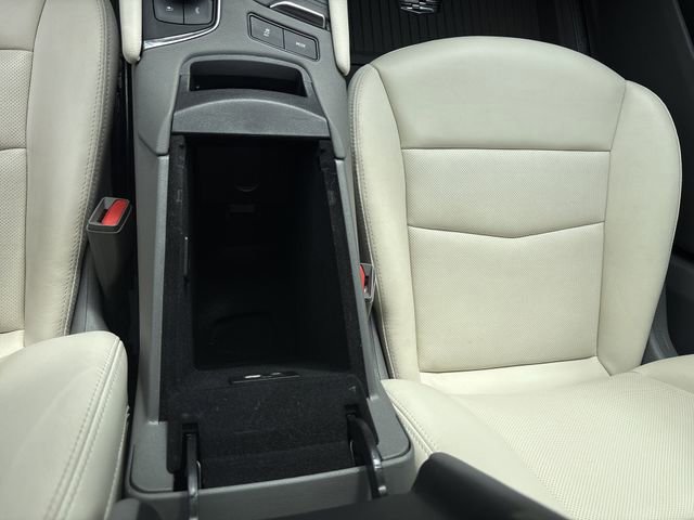 Used 2024 Cadillac XT5 Premium Luxury w/ LPO, Floor Liner Package image 39