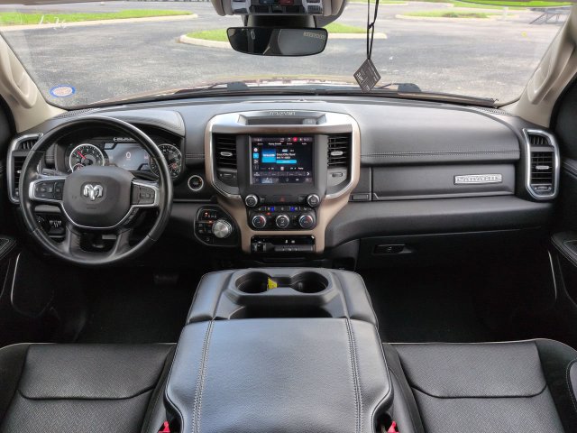 Used 2022 RAM 1500 Laramie AWD/4WD image 14