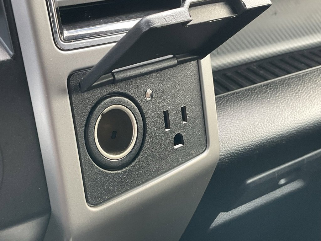 Certified 2020 Ford F150 Lariat w/ Equipment Group 502A Luxury image 11