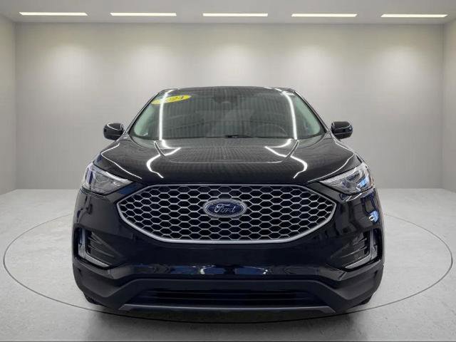 Certified 2024 Ford Edge SEL w/ Convenience Package image 2