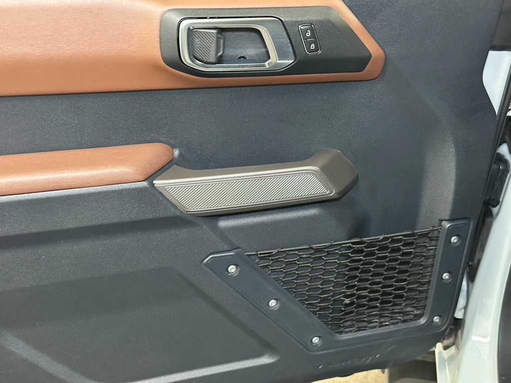Certified 2023 Ford Bronco Outer Banks AWD/4WD image 23