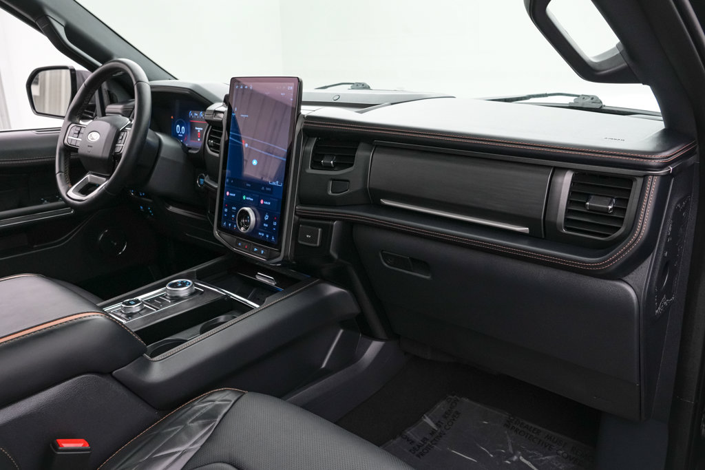 Certified 2024 Ford Expedition Platinum AWD/4WD image 31