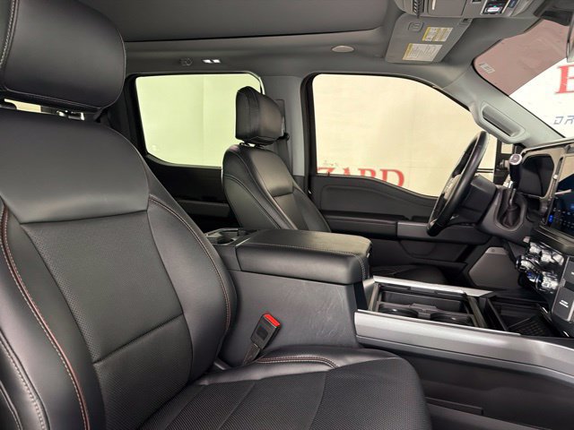 Certified 2024 Ford F250 Lariat w/ Lariat Ultimate Package AWD/4WD image 31