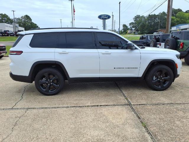 Used 2024 Jeep Grand Cherokee L Limited w/ Black Appearance Package RWD image 8