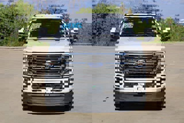 Certified 2021 Ford F350 Limited w/ FX4 Off-Road Package image 8