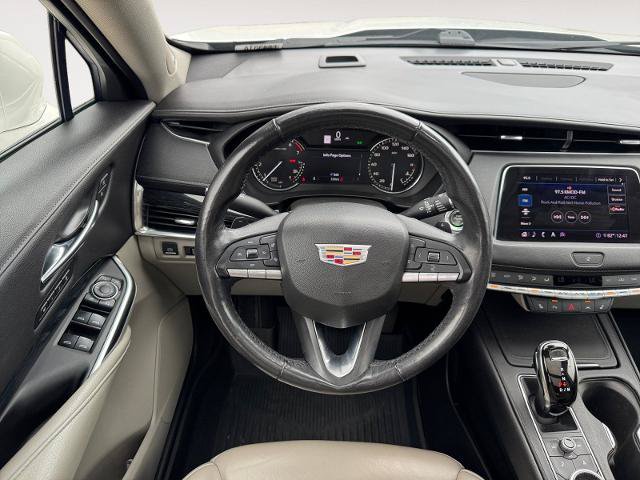 Used 2020 Cadillac XT4 Premium Luxury w/ LPO, Radiant Package FWD image 12