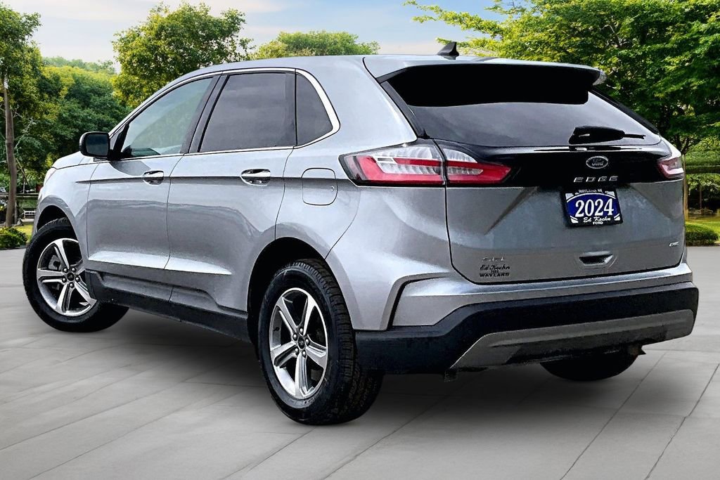Certified 2024 Ford Edge SEL w/ Convenience Package AWD/4WD image 2