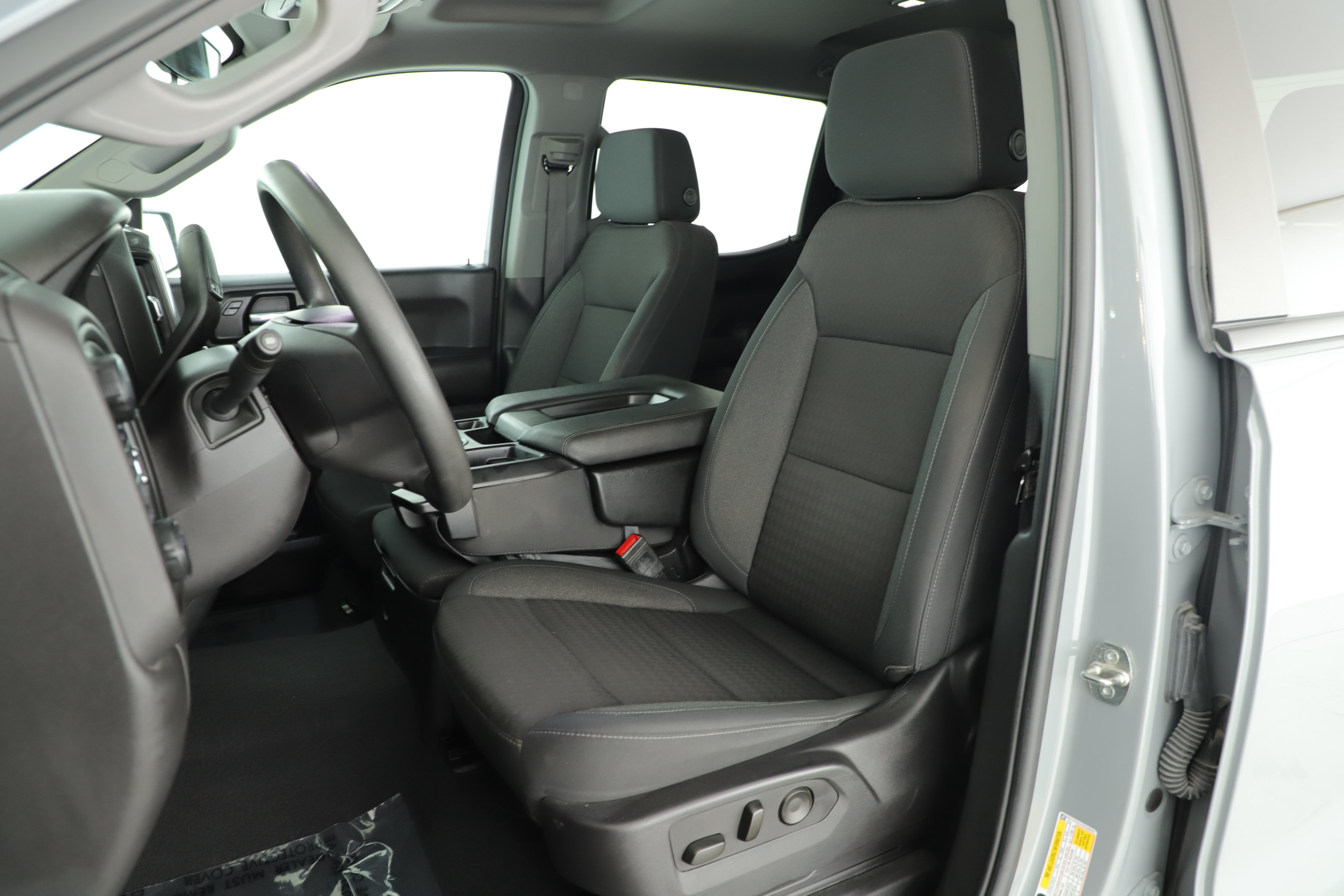 Used 2024 Chevrolet Silverado 1500 Custom Trail Boss w/ LPO, Dark Essentials Package AWD/4WD image 11