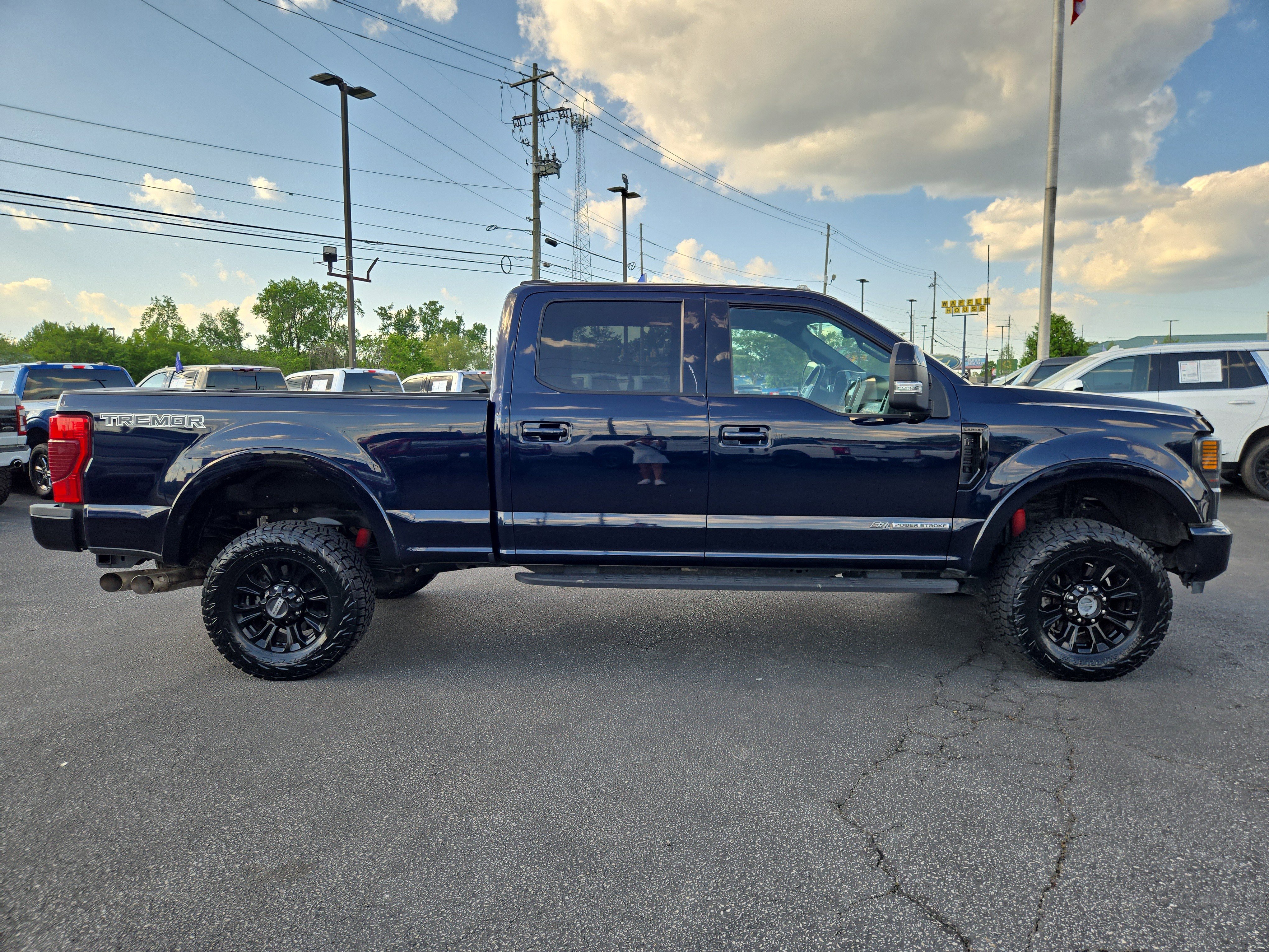Certified 2022 Ford F350 Lariat w/ Tremor Off-Road Package image 3