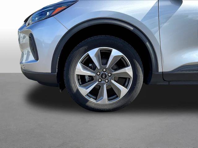 Certified 2024 Ford Escape Platinum AWD/4WD image 35