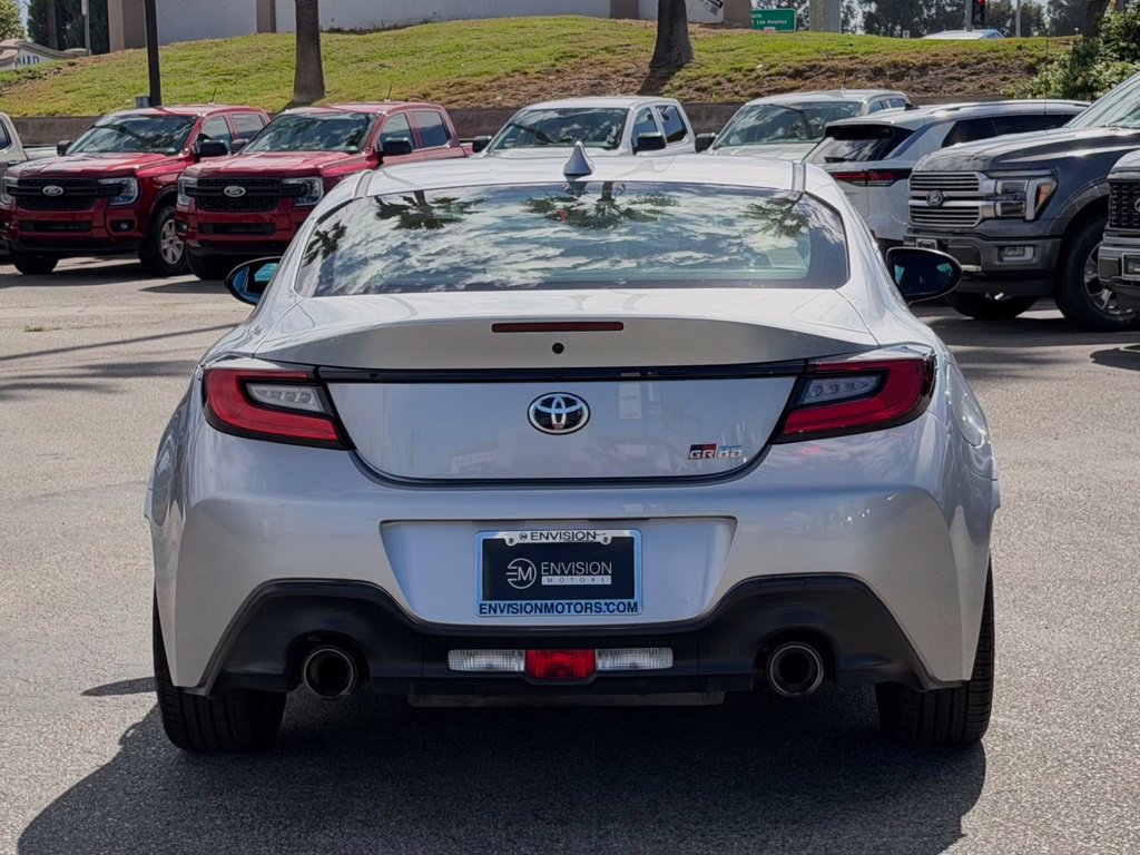 Used 2023 Toyota GR86 RWD image 7