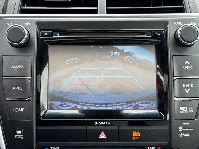 Used 2017 Toyota Camry Hybrid image 27