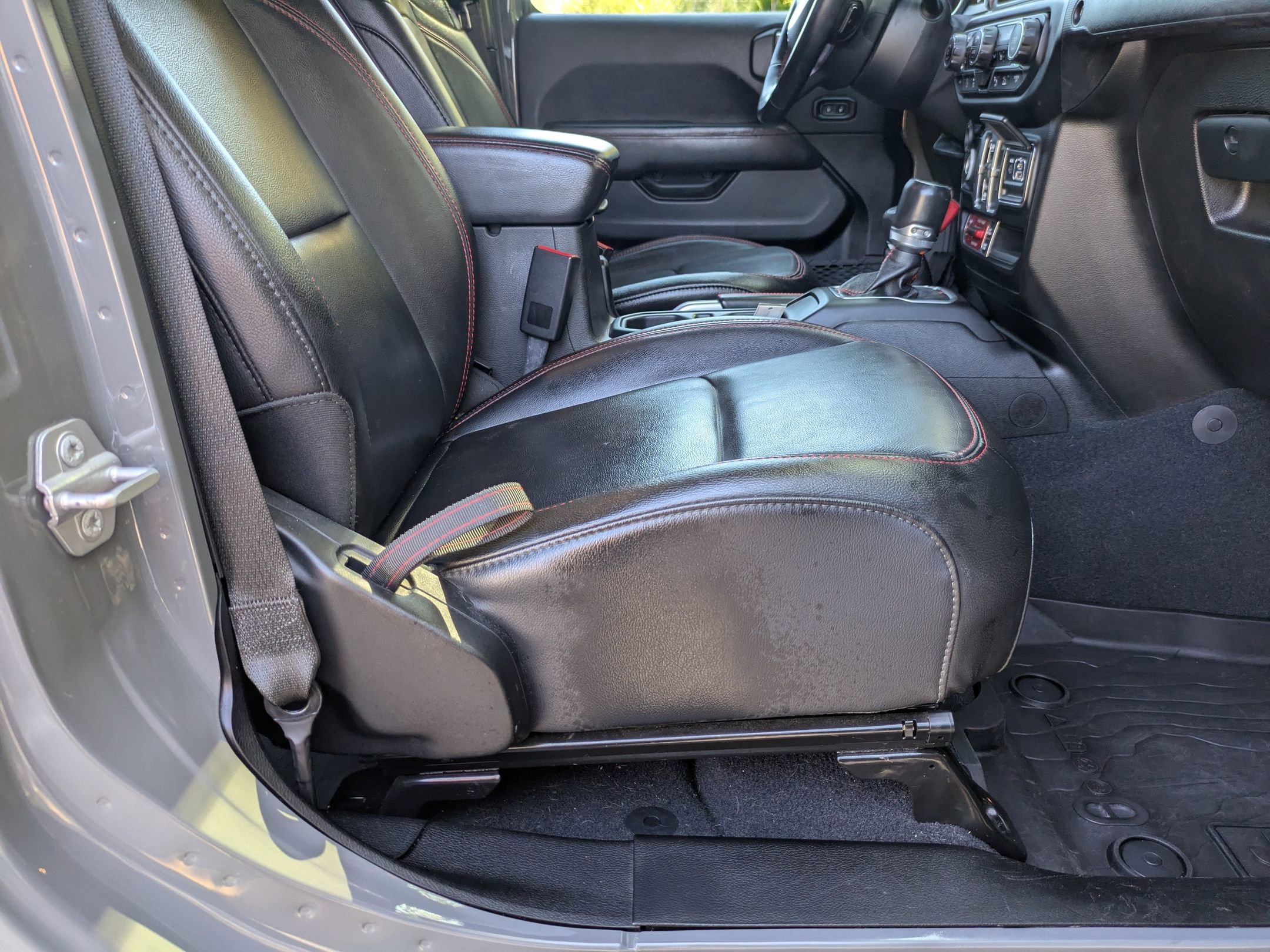 Used 2020 Jeep Gladiator Rubicon image 32