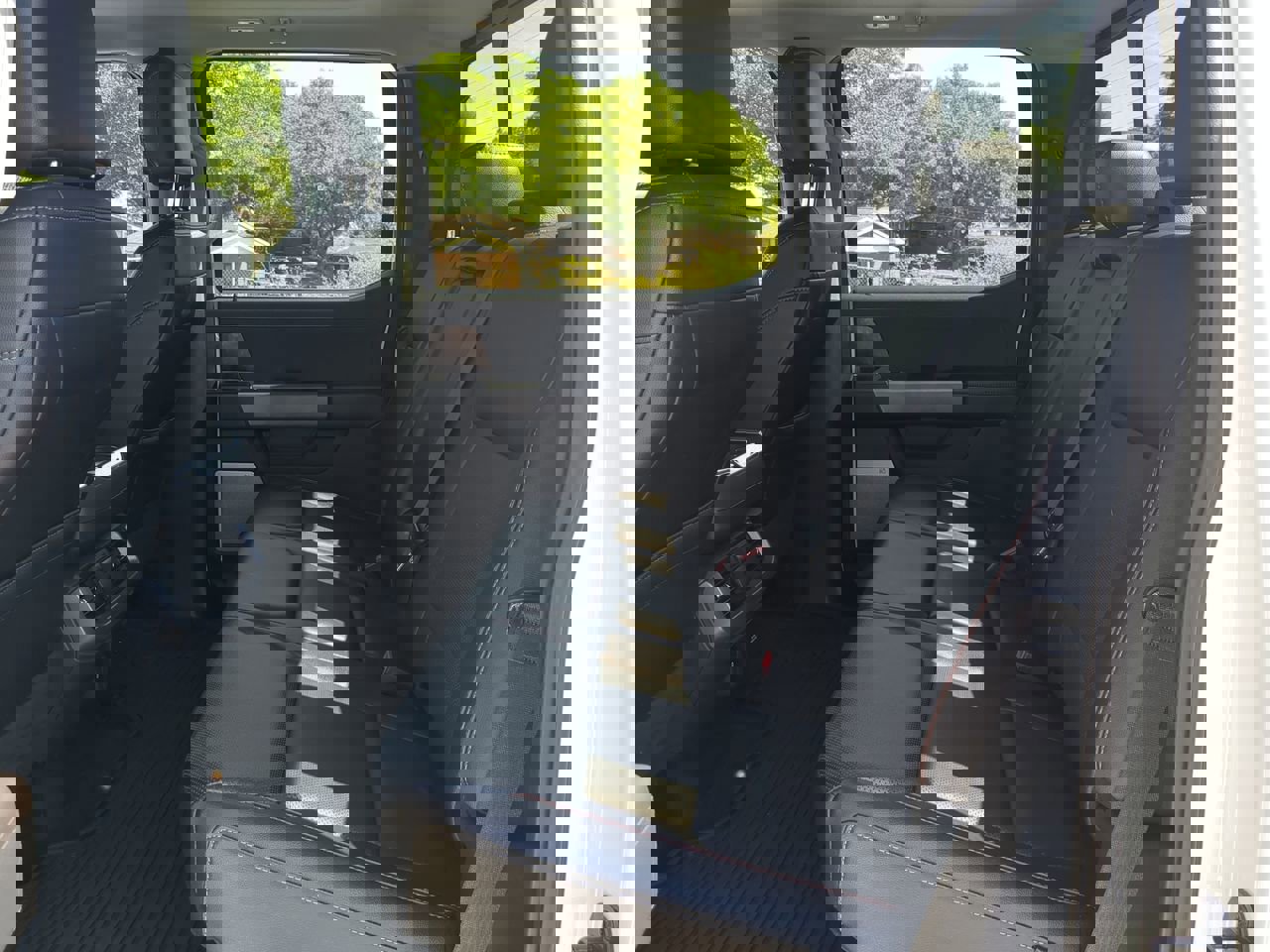 Certified 2023 Ford F150 Lariat w/ Equipment Group 502A High image 12