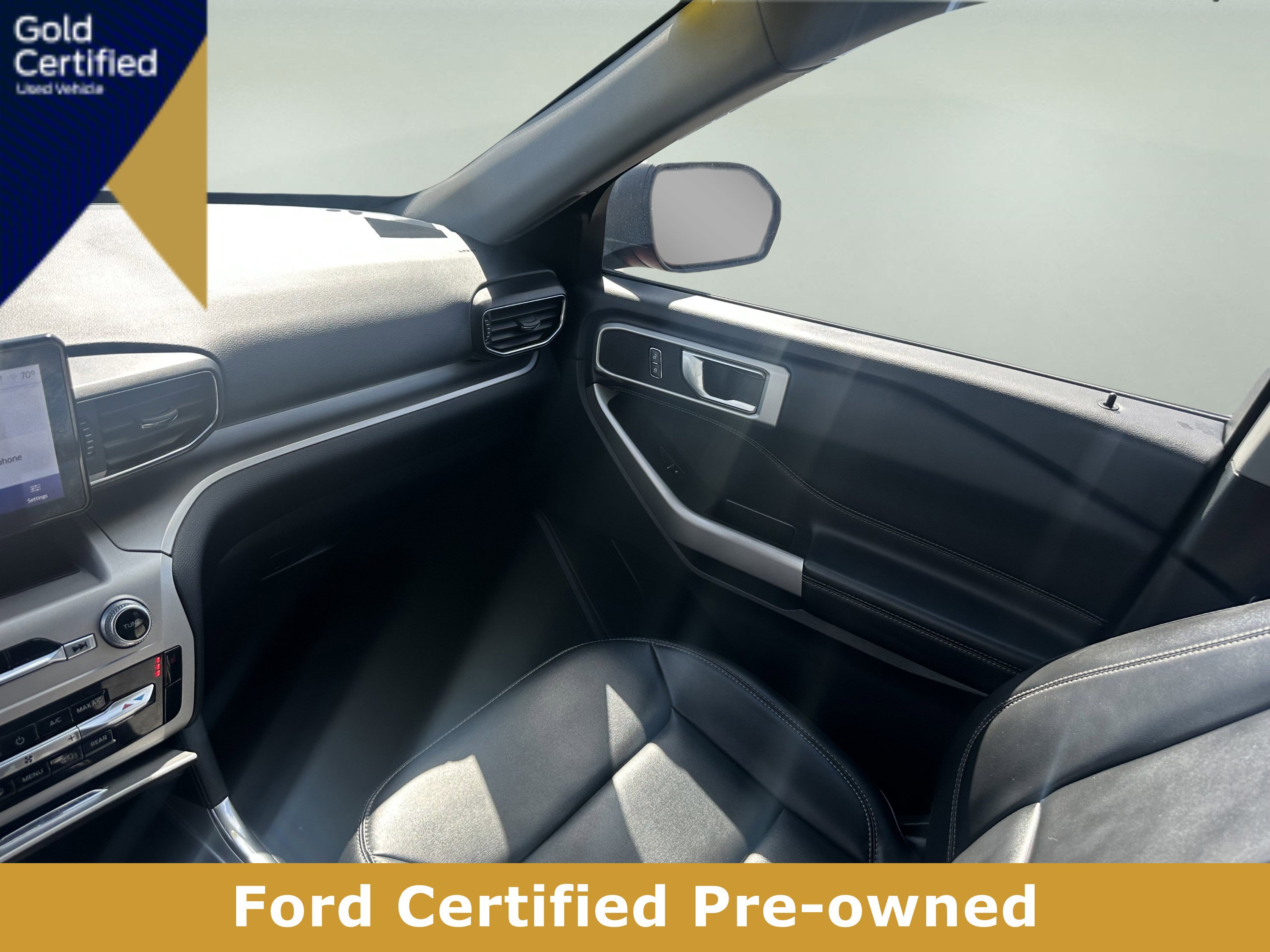 Certified 2023 Ford Explorer XLT w/ Equipment Group 202A AWD/4WD image 17