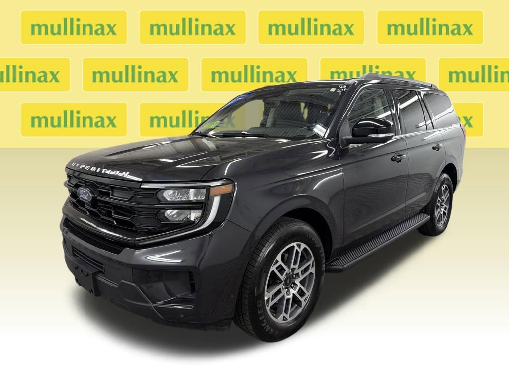 Certified 2025 Ford Expedition Active image 7
