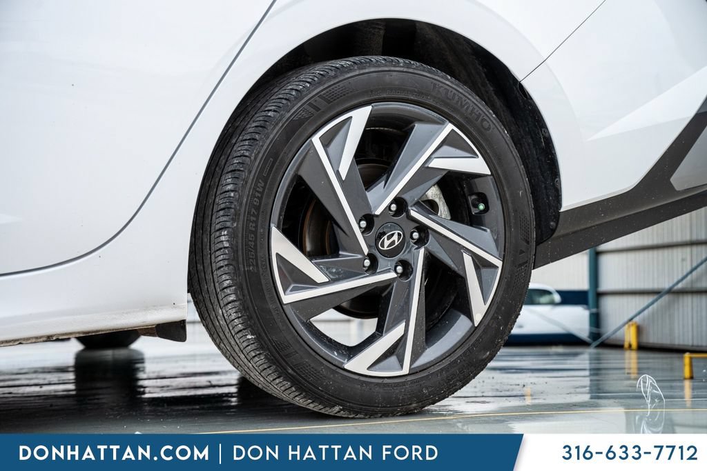 Used 2024 Hyundai Elantra SEL w/ Convenience Package FWD image 34
