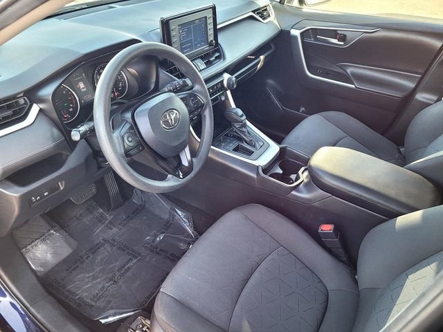 Used 2020 Toyota RAV4 XLE w/ All Weather Liner Package FWD image 9