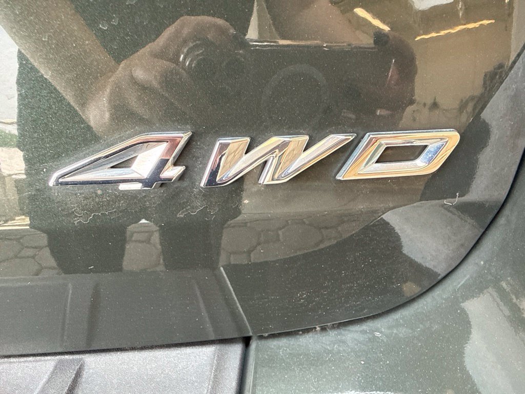 Certified 2023 Ford Explorer XLT w/ Equipment Group 202A AWD/4WD image 10