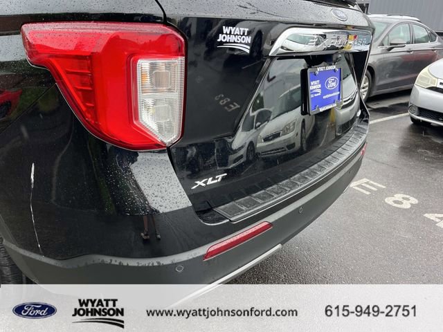 Certified 2022 Ford Explorer XLT w/ Equipment Group 202A image 10