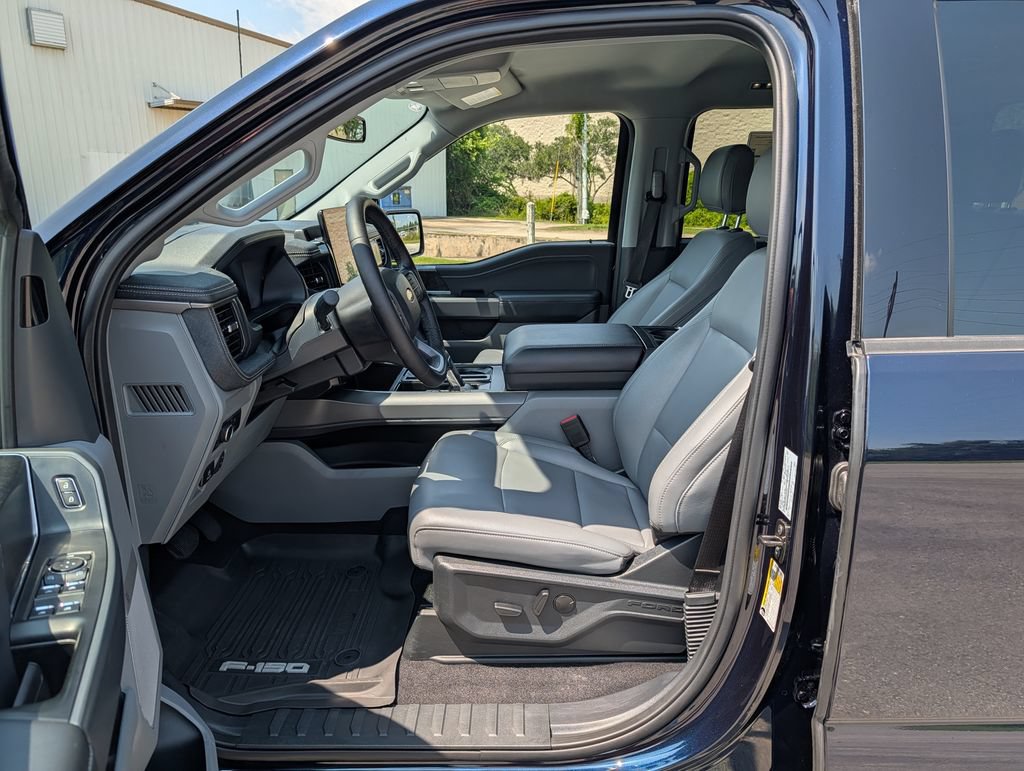 Certified 2025 Ford F150 Lightning Flash AWD/4WD image 21