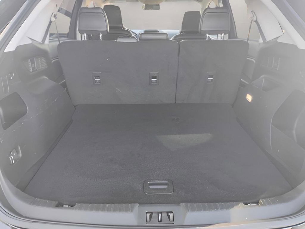 Certified 2024 Ford Edge SEL image 13