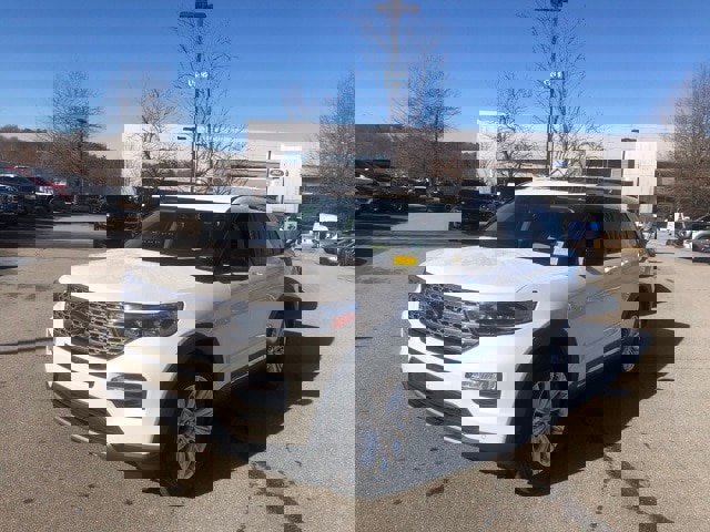 Certified 2021 Ford Explorer Limited w/ Equipment Group 301A image 1