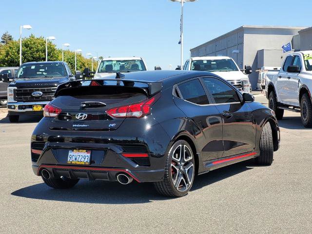 Used 2022 Hyundai Veloster N FWD image 4