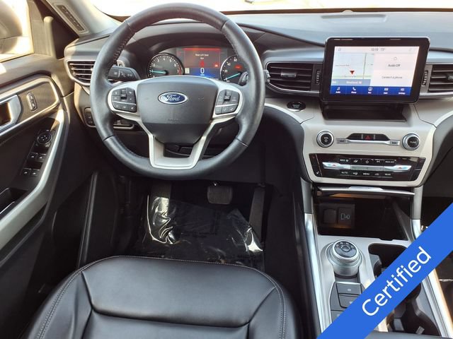 Certified 2023 Ford Explorer XLT w/ Equipment Group 202A AWD/4WD image 6