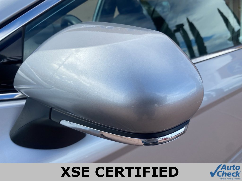 Used 2023 Toyota Camry XSE image 4