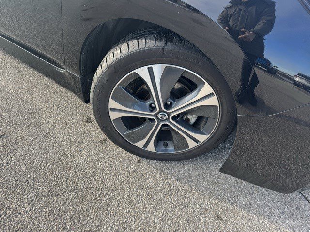 Used 2020 Nissan Leaf SV w/ SV Technology Package image 36