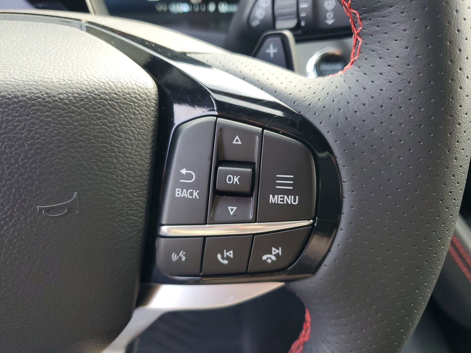 Certified 2025 Ford Explorer ST w/ Sun And Sound Package image 22