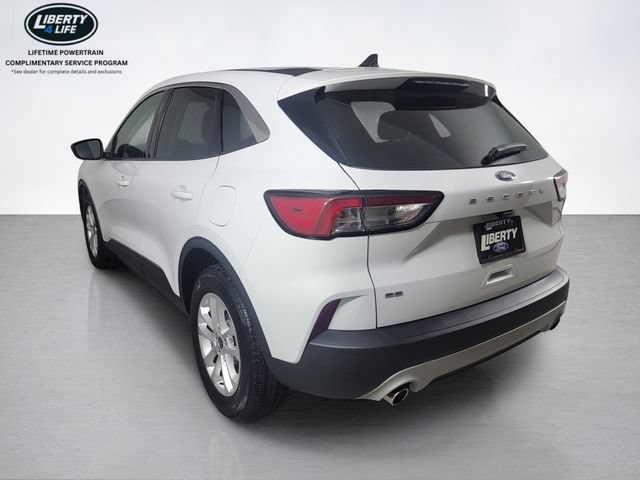 Certified 2022 Ford Escape SE w/ Cold Weather Package FWD image 6