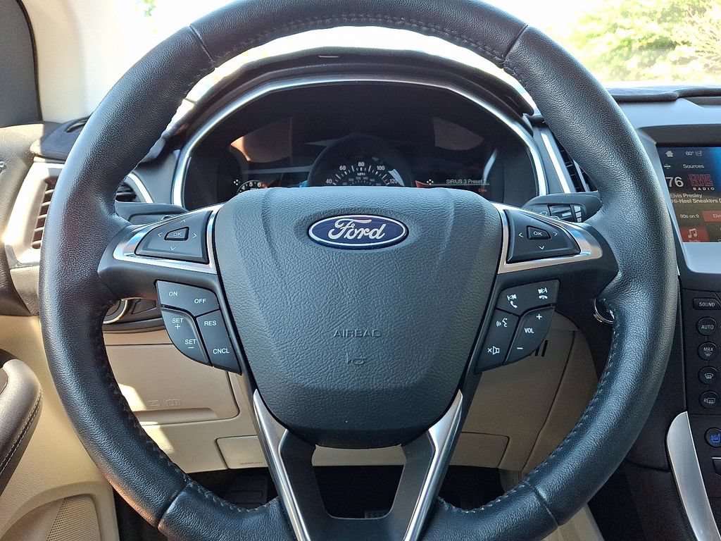 Certified 2018 Ford Edge Titanium w/ Equipment Group 301A AWD/4WD image 20