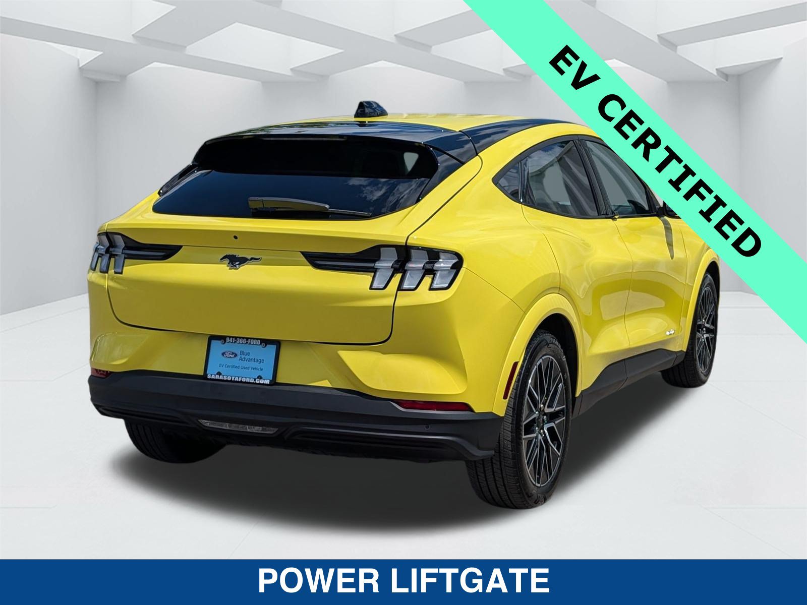 Certified 2025 Ford Mustang Mach-E Premium RWD image 5