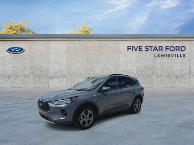Certified 2025 Ford Escape ST-Line Select AWD/4WD image 4